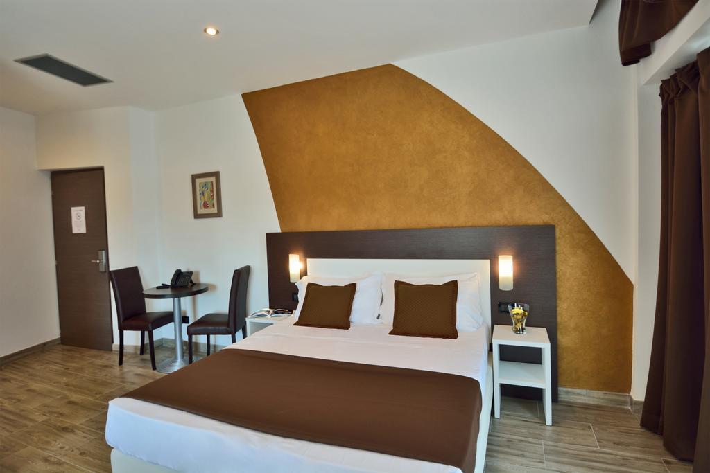 Hotel Luxor Florence Ngoại thất bức ảnh